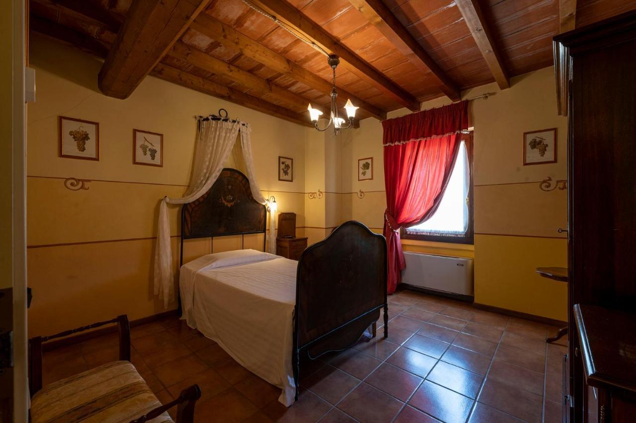 Hotel Airone Piadena Bagian luar foto