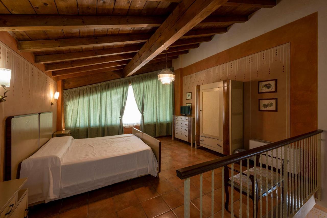 Hotel Airone Piadena Bagian luar foto